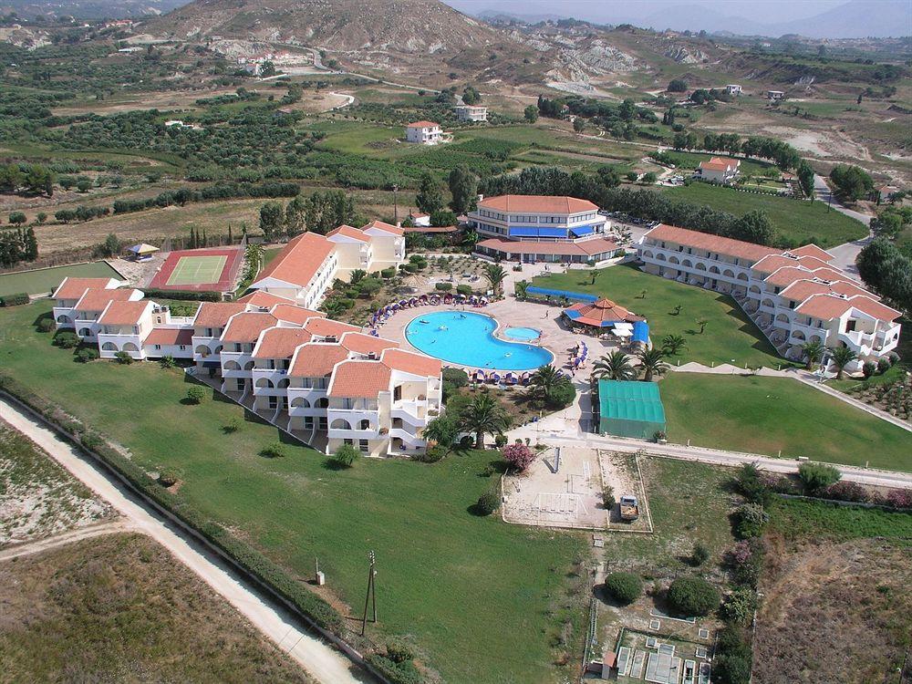 Mantzavináta Argile Resort מראה חיצוני תמונה